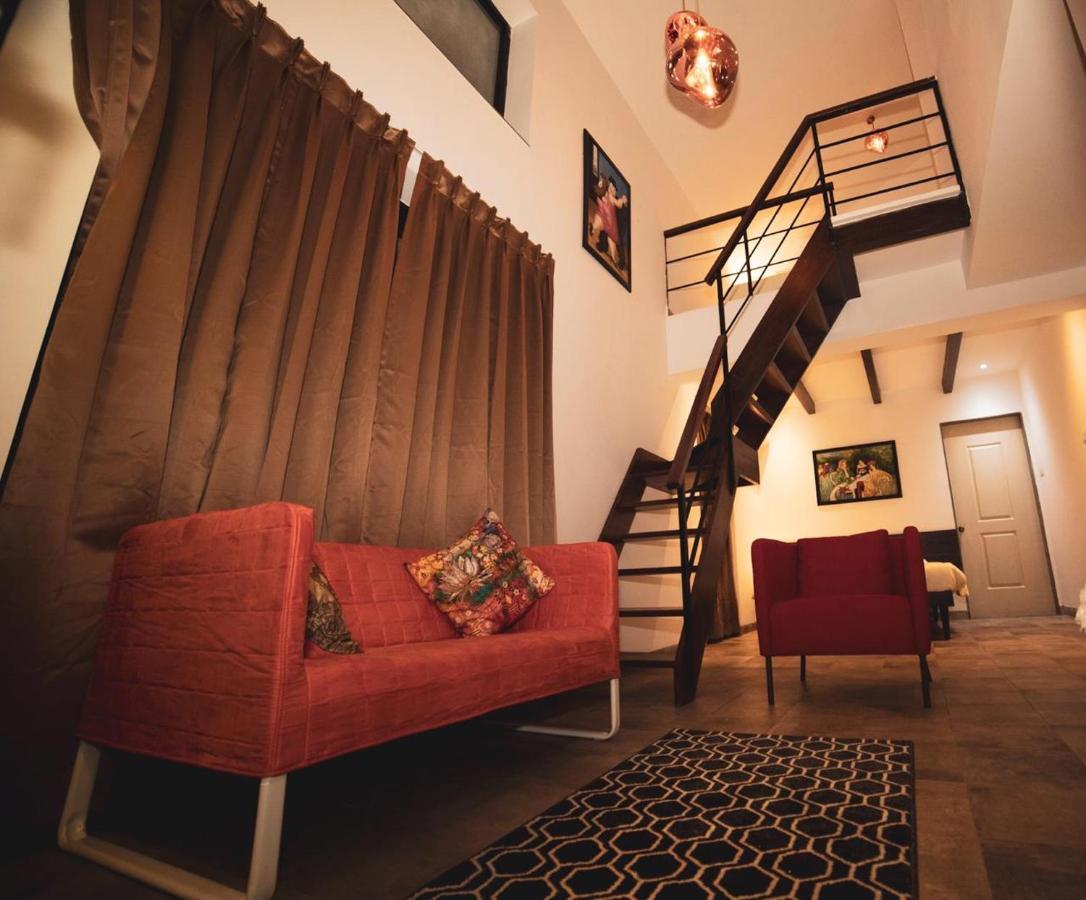 Half Hotel, קלנגוטה מראה חיצוני תמונה