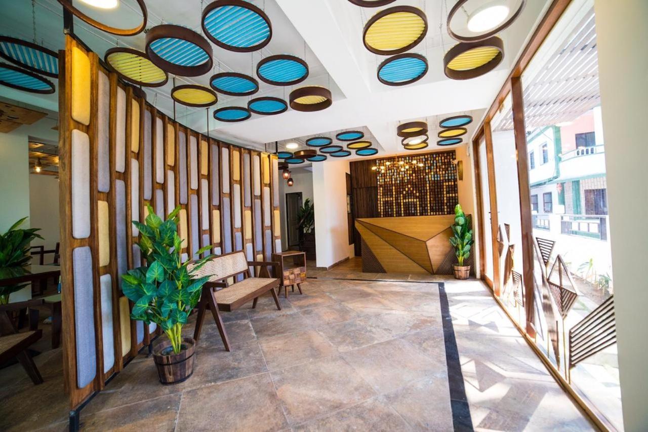 Half Hotel, קלנגוטה מראה חיצוני תמונה