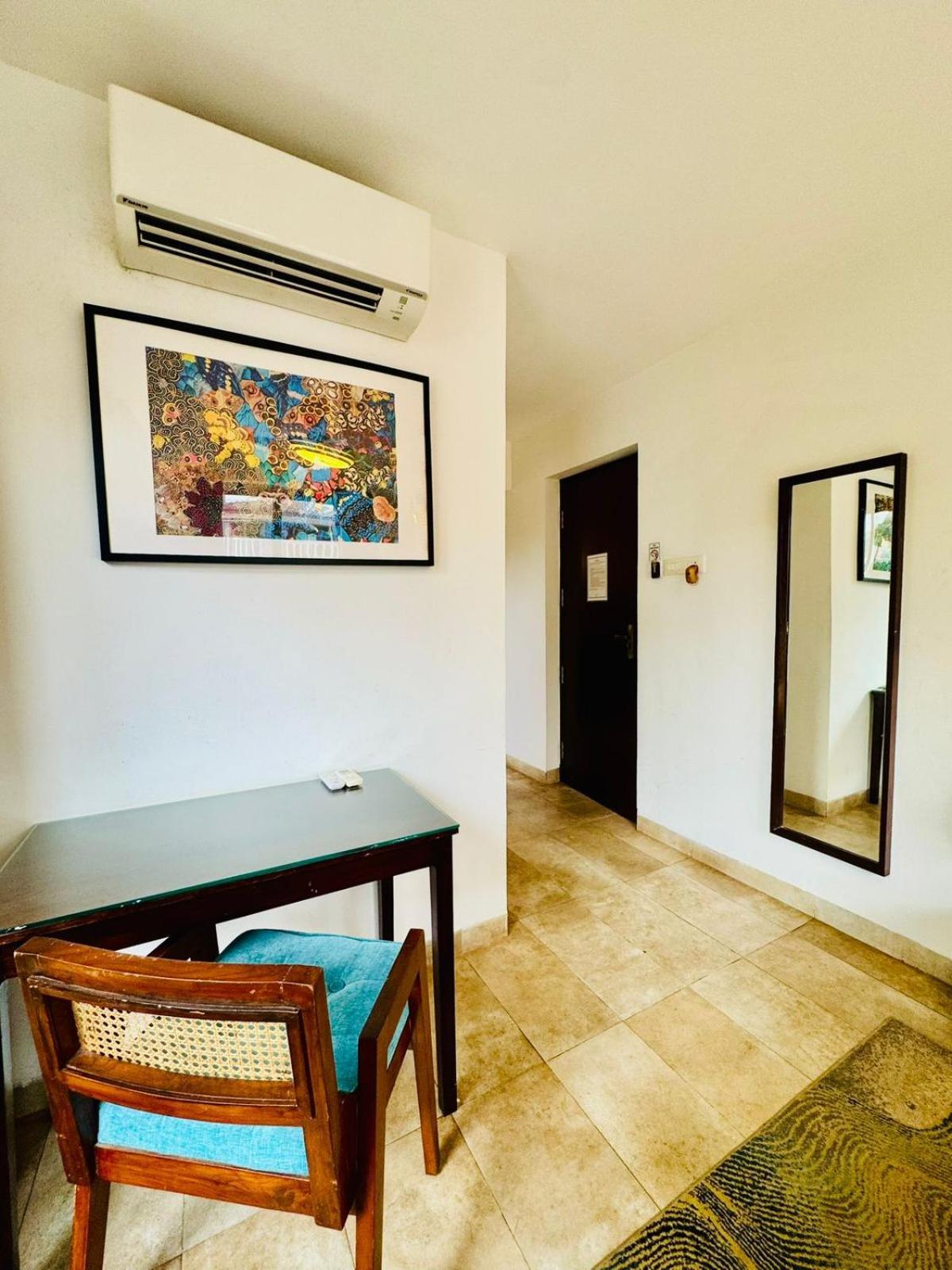 Half Hotel, קלנגוטה מראה חיצוני תמונה