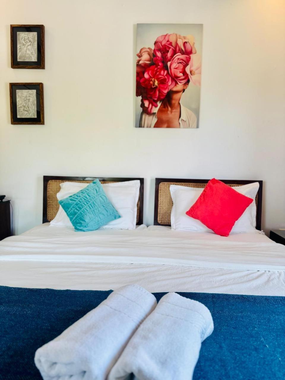 Half Hotel, קלנגוטה מראה חיצוני תמונה